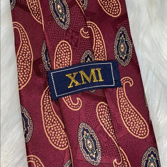 XMI 100% Silk Paisley Neck Tie - Picture 4 of 6